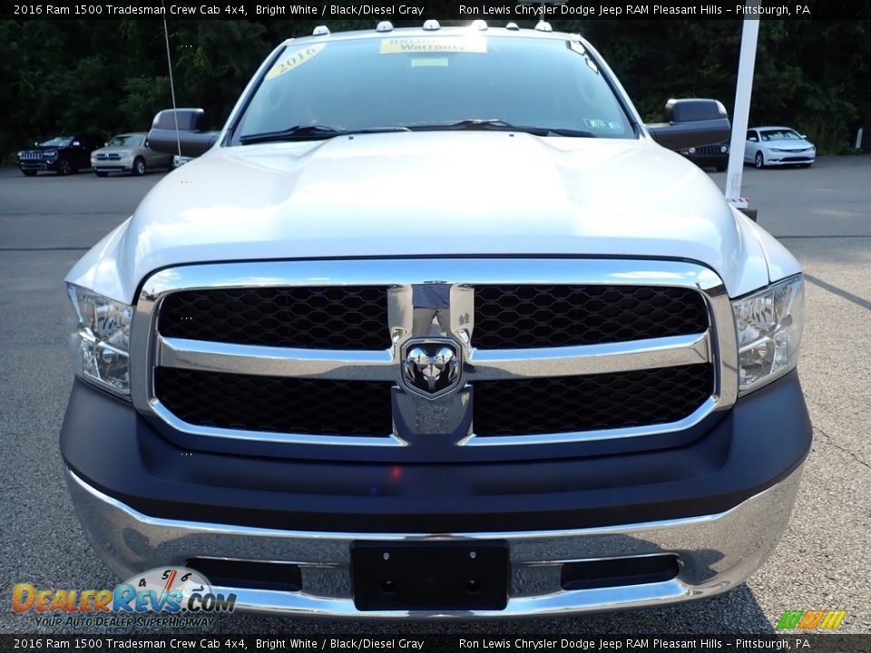 2016 Ram 1500 Tradesman Crew Cab 4x4 Bright White / Black/Diesel Gray Photo #8