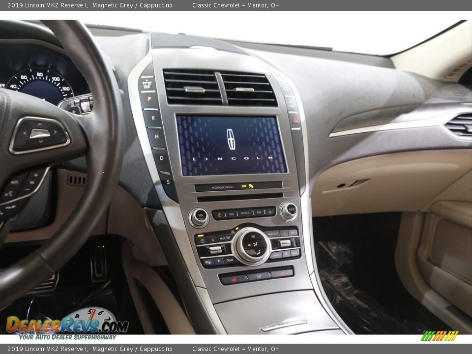 Controls of 2019 Lincoln MKZ Reserve I Photo #9