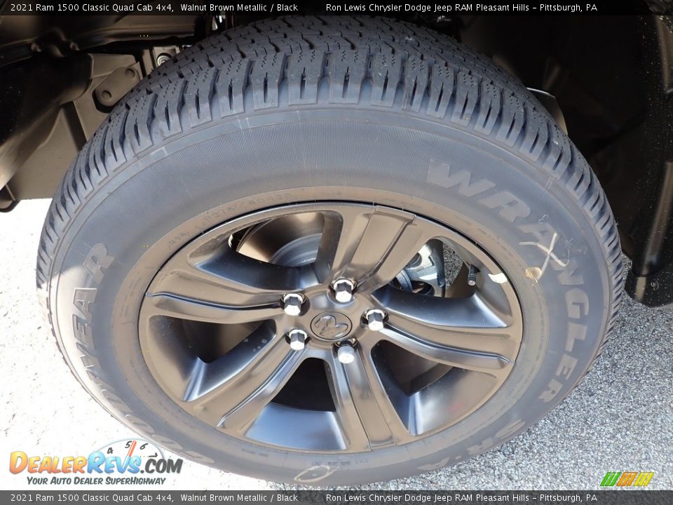 2021 Ram 1500 Classic Quad Cab 4x4 Walnut Brown Metallic / Black Photo #9