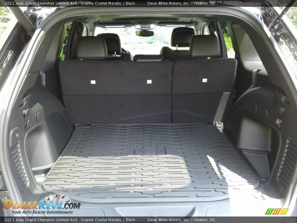 2021 Jeep Grand Cherokee Limited 4x4 Trunk Photo #14