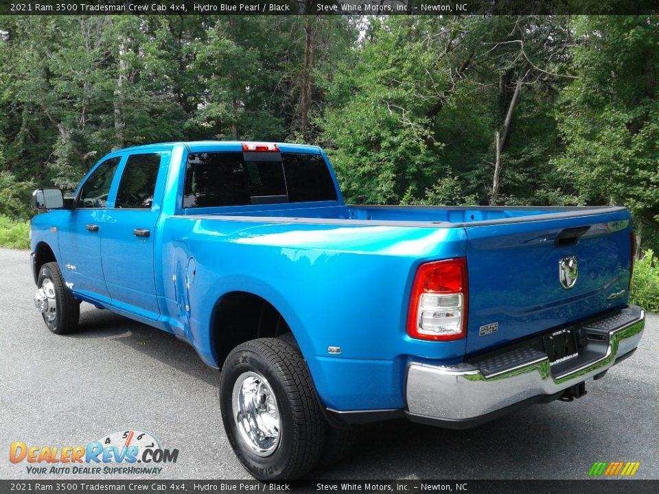 2021 Ram 3500 Tradesman Crew Cab 4x4 Hydro Blue Pearl / Black Photo #9