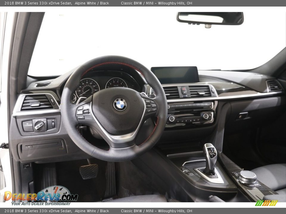 2018 BMW 3 Series 330i xDrive Sedan Alpine White / Black Photo #6