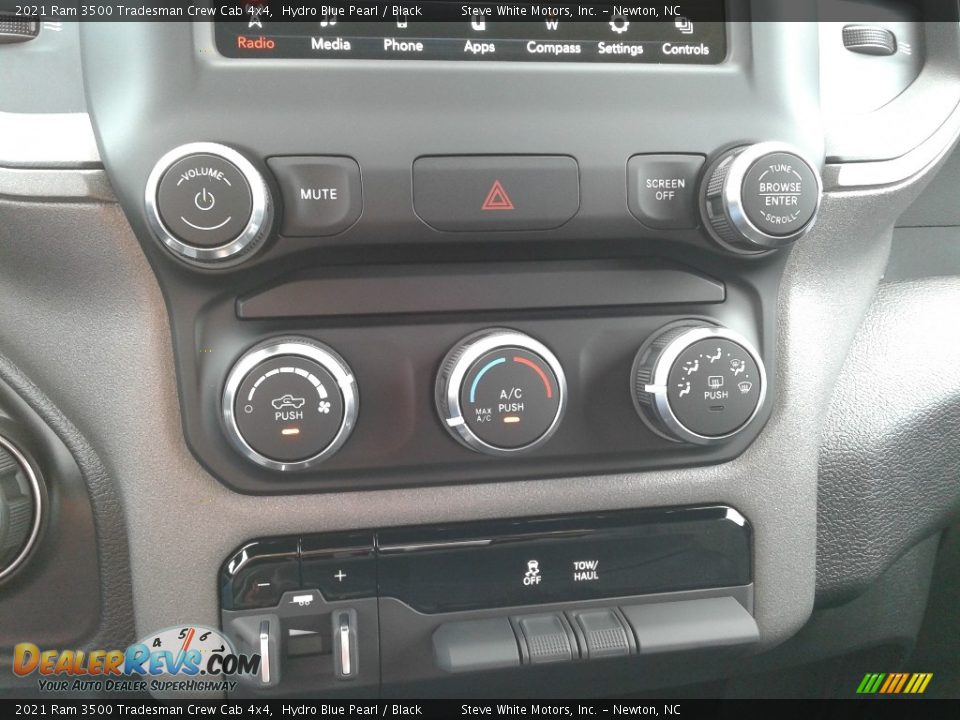 Controls of 2021 Ram 3500 Tradesman Crew Cab 4x4 Photo #24