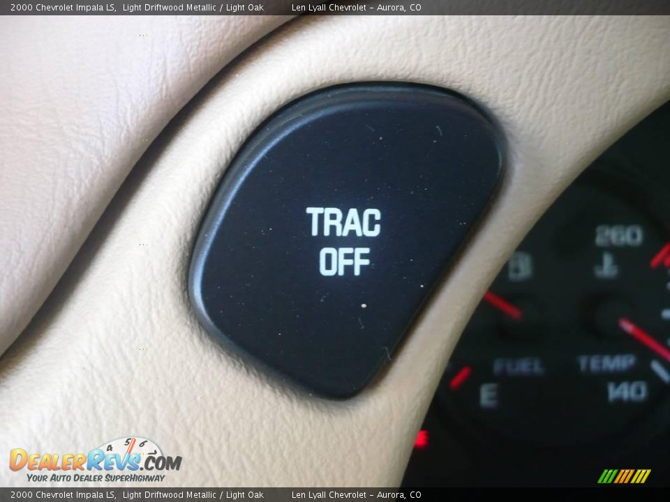 2000 Chevrolet Impala LS Light Driftwood Metallic / Light Oak Photo #24