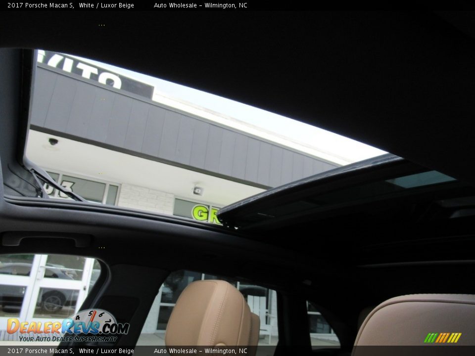 2017 Porsche Macan S White / Luxor Beige Photo #11