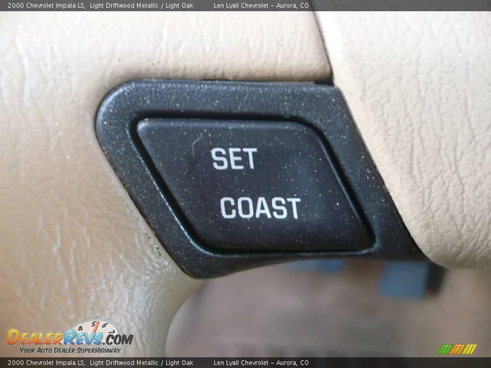 2000 Chevrolet Impala LS Light Driftwood Metallic / Light Oak Photo #25
