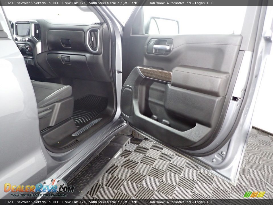 2021 Chevrolet Silverado 1500 LT Crew Cab 4x4 Satin Steel Metallic / Jet Black Photo #26