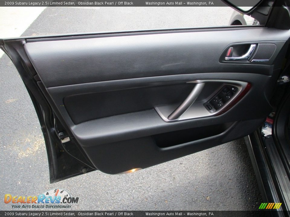 2009 Subaru Legacy 2.5i Limited Sedan Obsidian Black Pearl / Off Black Photo #8