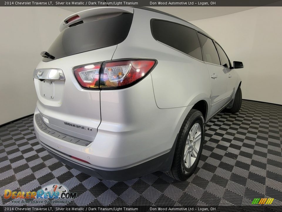 2014 Chevrolet Traverse LT Silver Ice Metallic / Dark Titanium/Light Titanium Photo #9