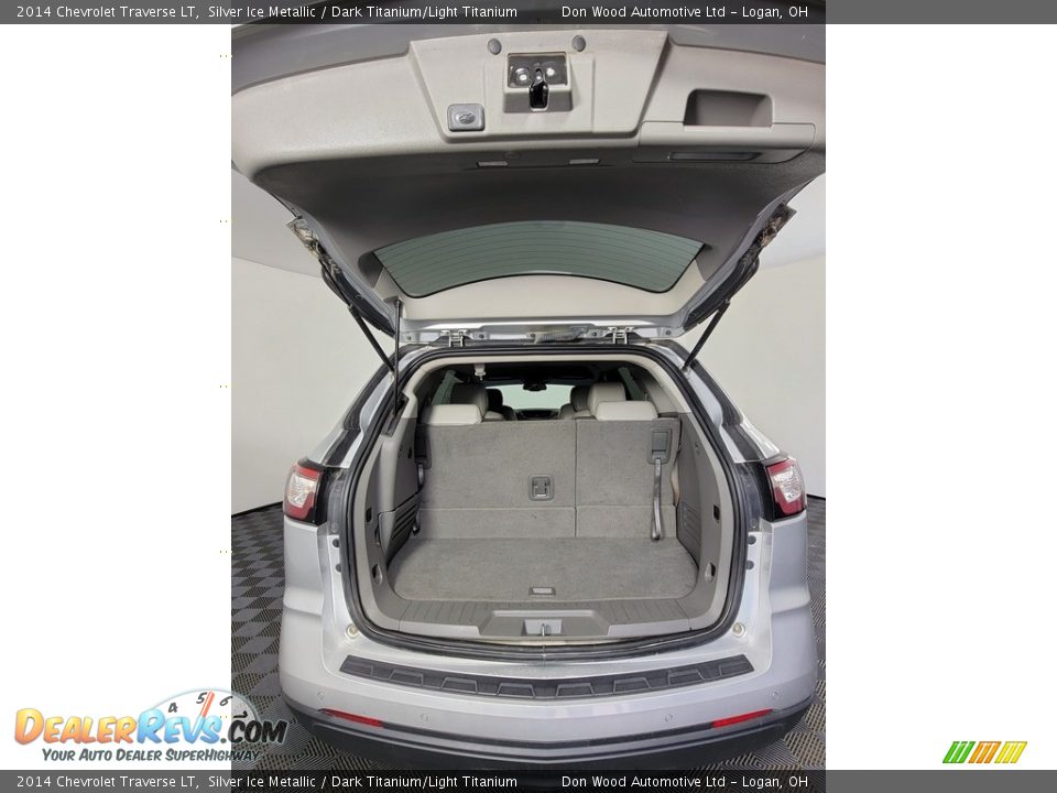 2014 Chevrolet Traverse LT Silver Ice Metallic / Dark Titanium/Light Titanium Photo #11