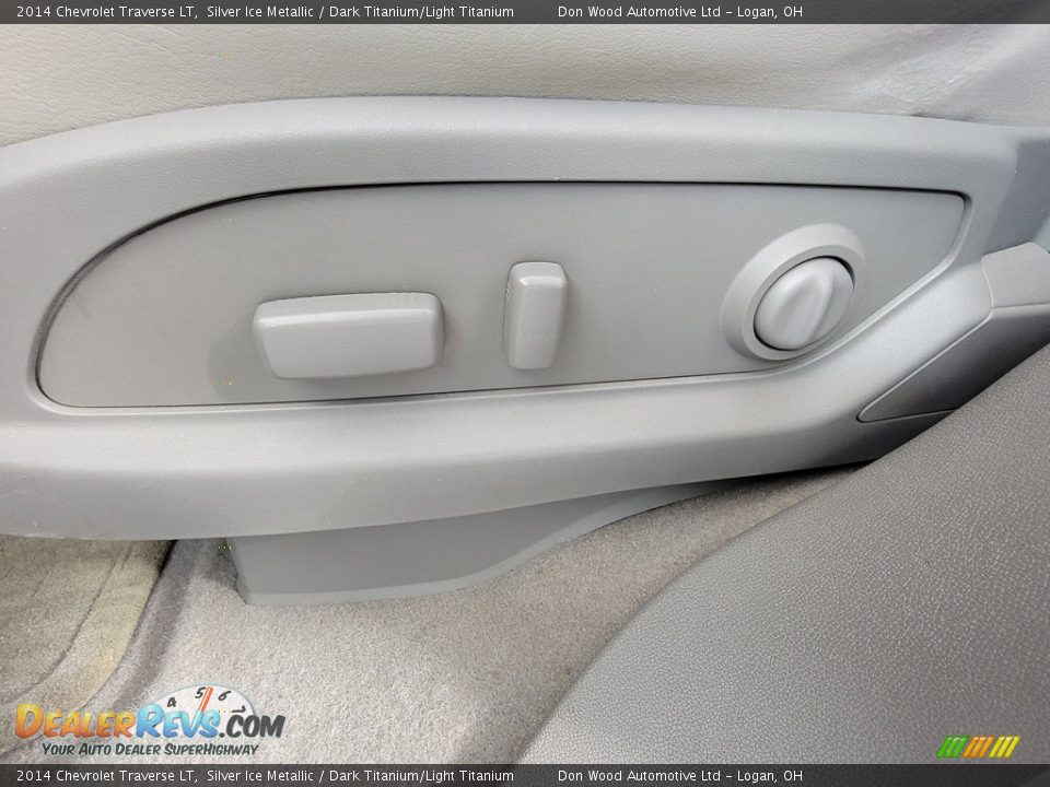2014 Chevrolet Traverse LT Silver Ice Metallic / Dark Titanium/Light Titanium Photo #18
