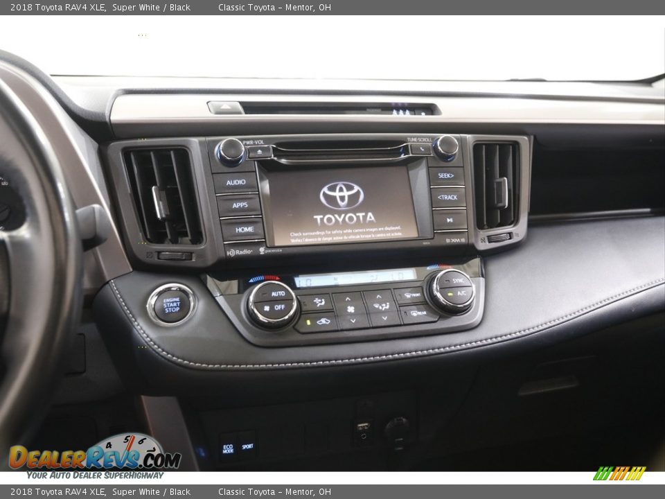 2018 Toyota RAV4 XLE Super White / Black Photo #9
