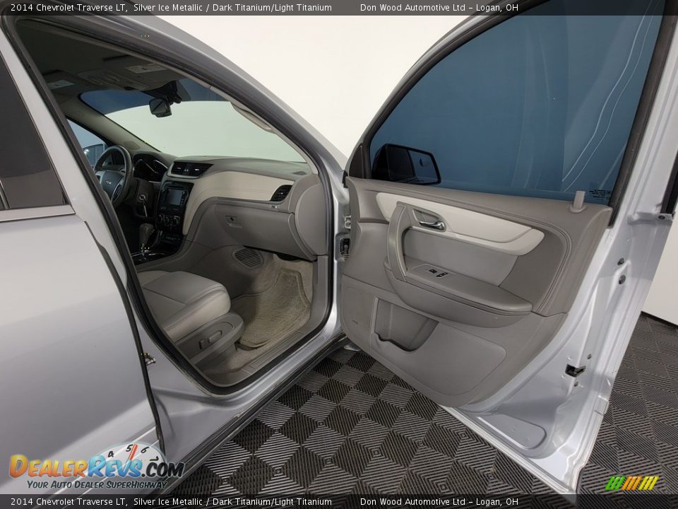 2014 Chevrolet Traverse LT Silver Ice Metallic / Dark Titanium/Light Titanium Photo #29