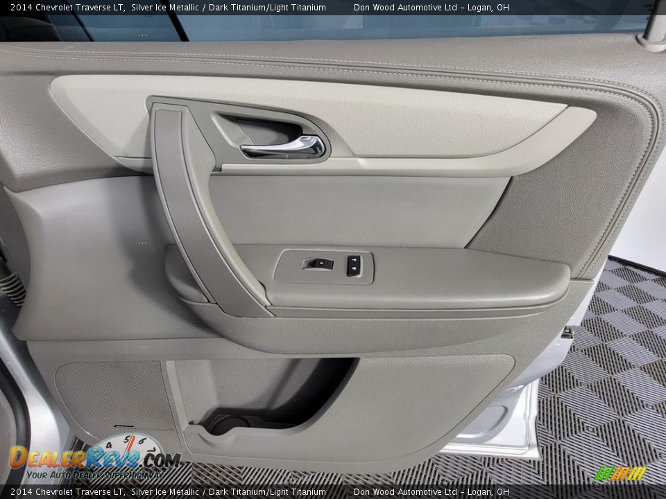 2014 Chevrolet Traverse LT Silver Ice Metallic / Dark Titanium/Light Titanium Photo #30