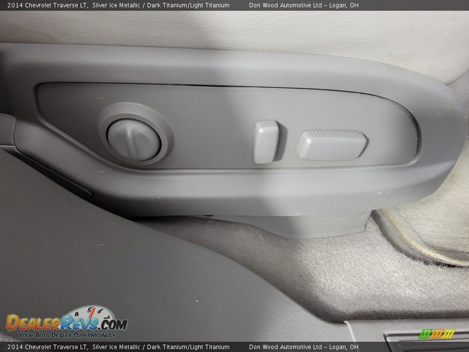 2014 Chevrolet Traverse LT Silver Ice Metallic / Dark Titanium/Light Titanium Photo #32
