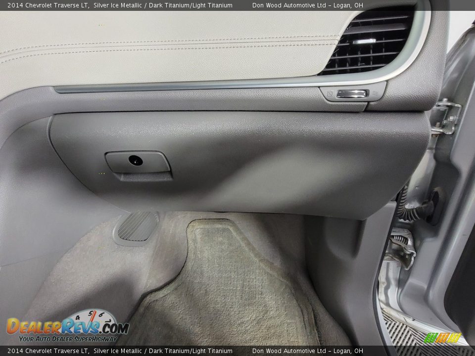 2014 Chevrolet Traverse LT Silver Ice Metallic / Dark Titanium/Light Titanium Photo #33