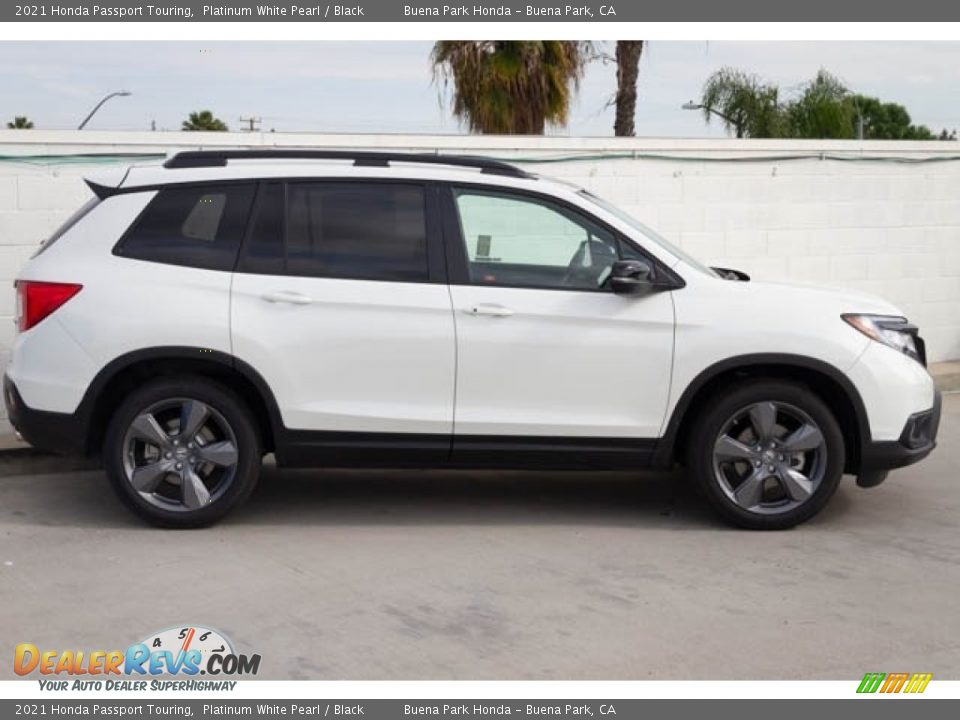 2021 Honda Passport Touring Platinum White Pearl / Black Photo #8