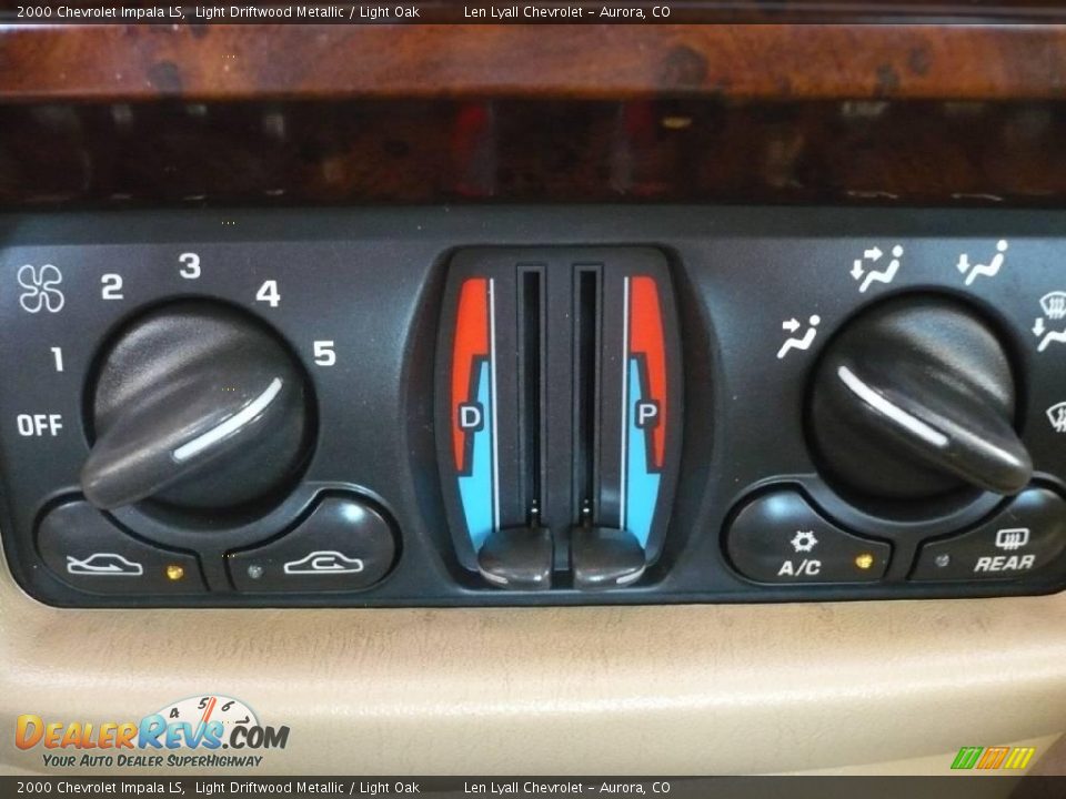 2000 Chevrolet Impala LS Light Driftwood Metallic / Light Oak Photo #28