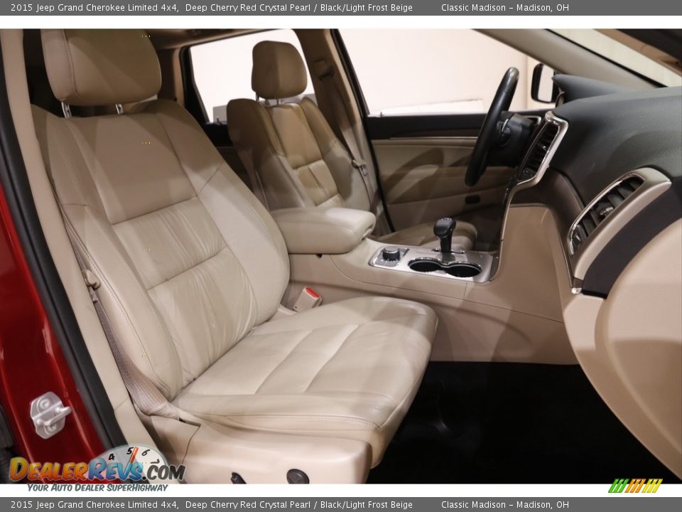 2015 Jeep Grand Cherokee Limited 4x4 Deep Cherry Red Crystal Pearl / Black/Light Frost Beige Photo #17