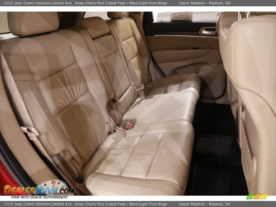 2015 Jeep Grand Cherokee Limited 4x4 Deep Cherry Red Crystal Pearl / Black/Light Frost Beige Photo #18