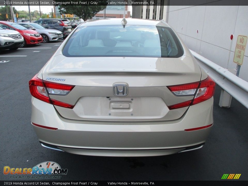 2019 Honda Accord LX Sedan Champagne Frost Pearl / Gray Photo #4