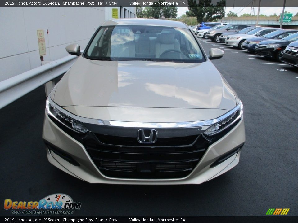 2019 Honda Accord LX Sedan Champagne Frost Pearl / Gray Photo #8