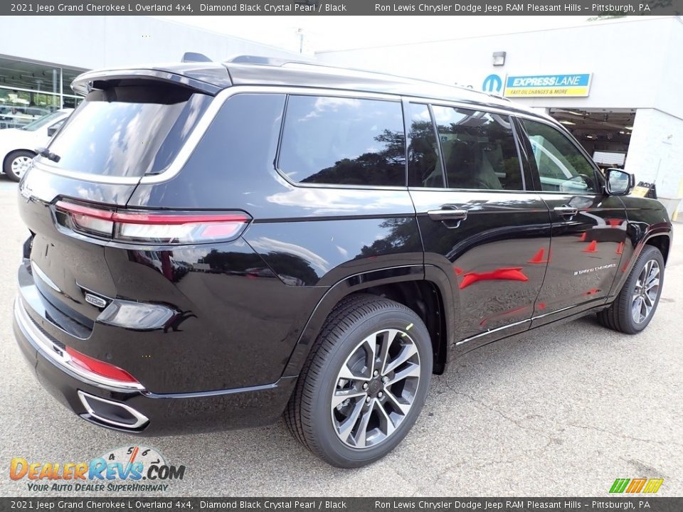 2021 Jeep Grand Cherokee L Overland 4x4 Diamond Black Crystal Pearl / Black Photo #6