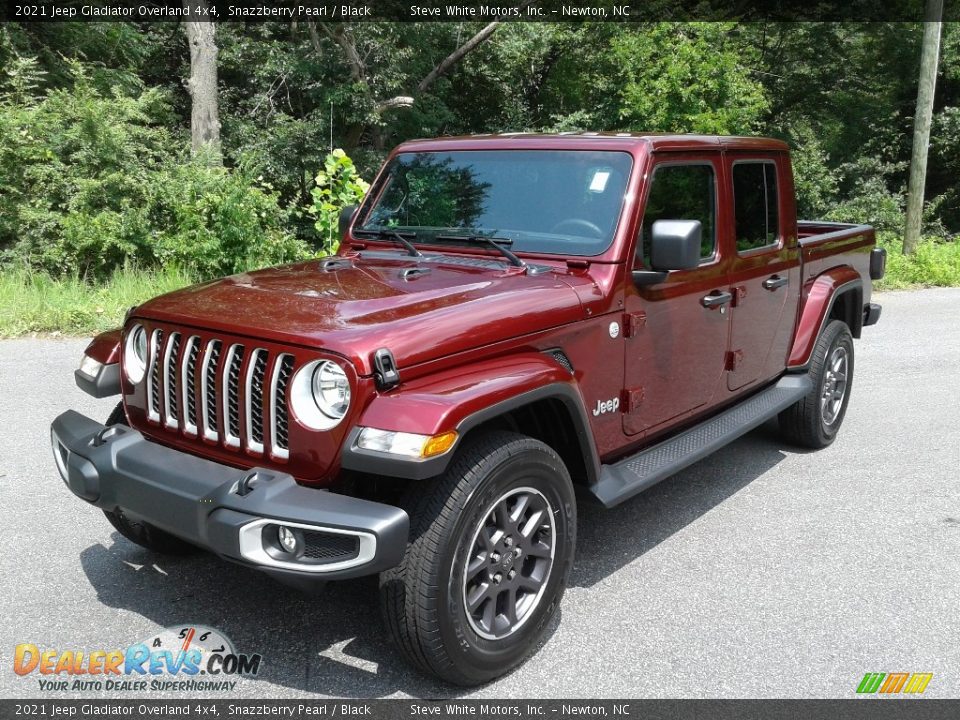 2021 Jeep Gladiator Overland 4x4 Snazzberry Pearl / Black Photo #2