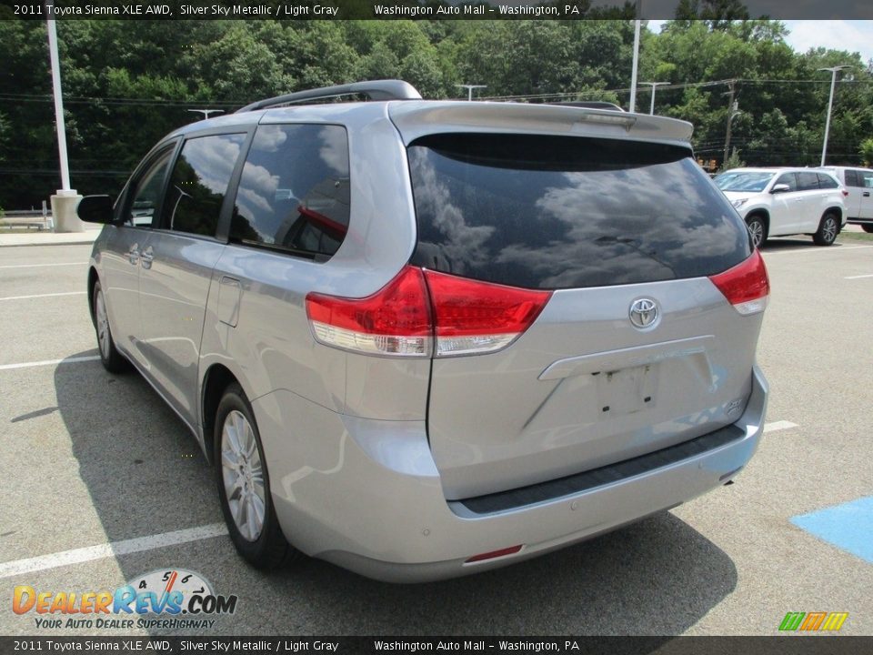 2011 Toyota Sienna XLE AWD Silver Sky Metallic / Light Gray Photo #6