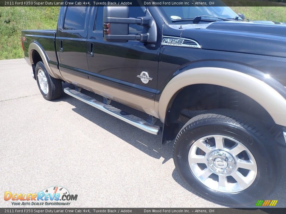 2011 Ford F350 Super Duty Lariat Crew Cab 4x4 Tuxedo Black / Adobe Photo #4