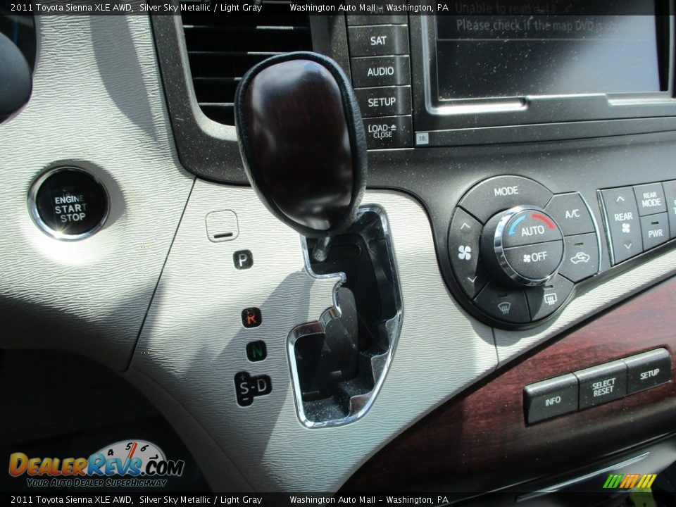 2011 Toyota Sienna XLE AWD Silver Sky Metallic / Light Gray Photo #20