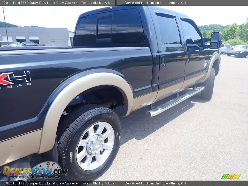 2011 Ford F350 Super Duty Lariat Crew Cab 4x4 Tuxedo Black / Adobe Photo #18