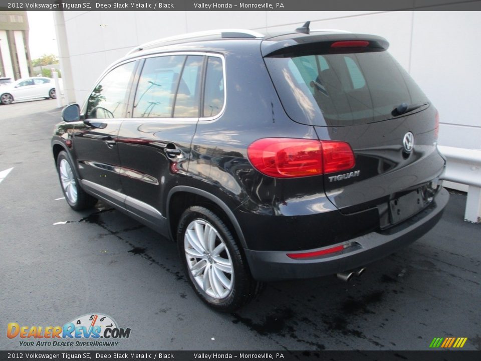 2012 Volkswagen Tiguan SE Deep Black Metallic / Black Photo #3