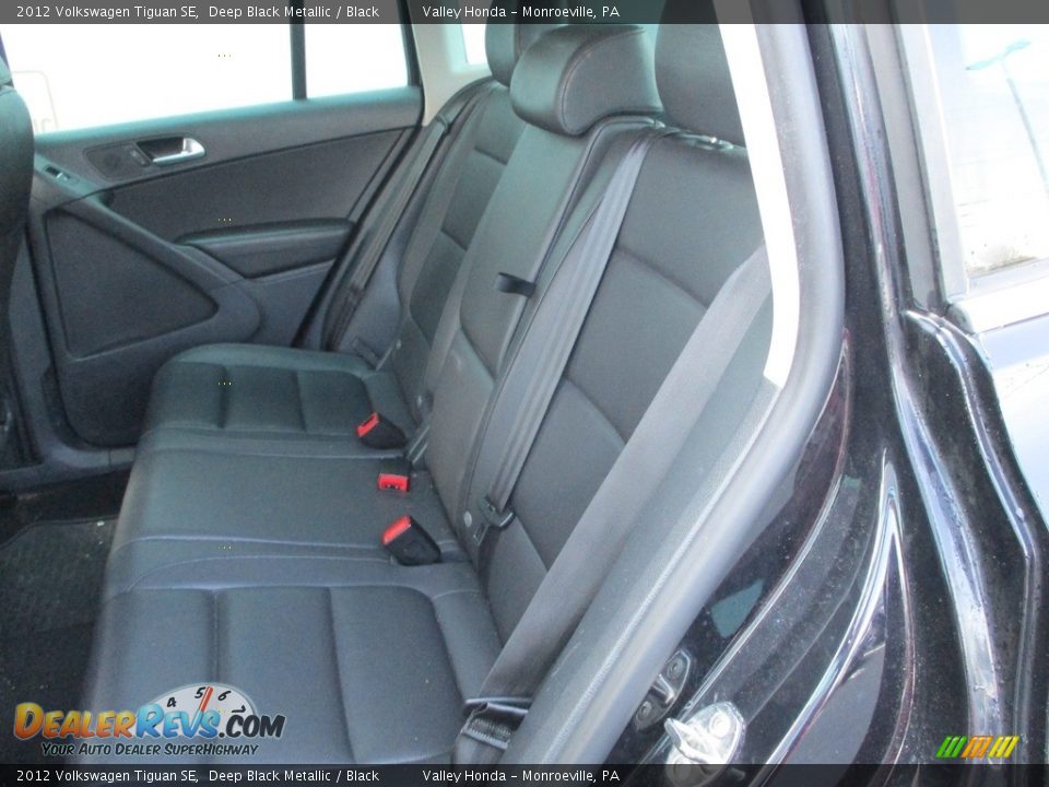 2012 Volkswagen Tiguan SE Deep Black Metallic / Black Photo #13