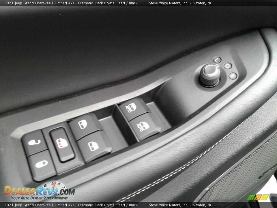2021 Jeep Grand Cherokee L Limited 4x4 Diamond Black Crystal Pearl / Black Photo #11