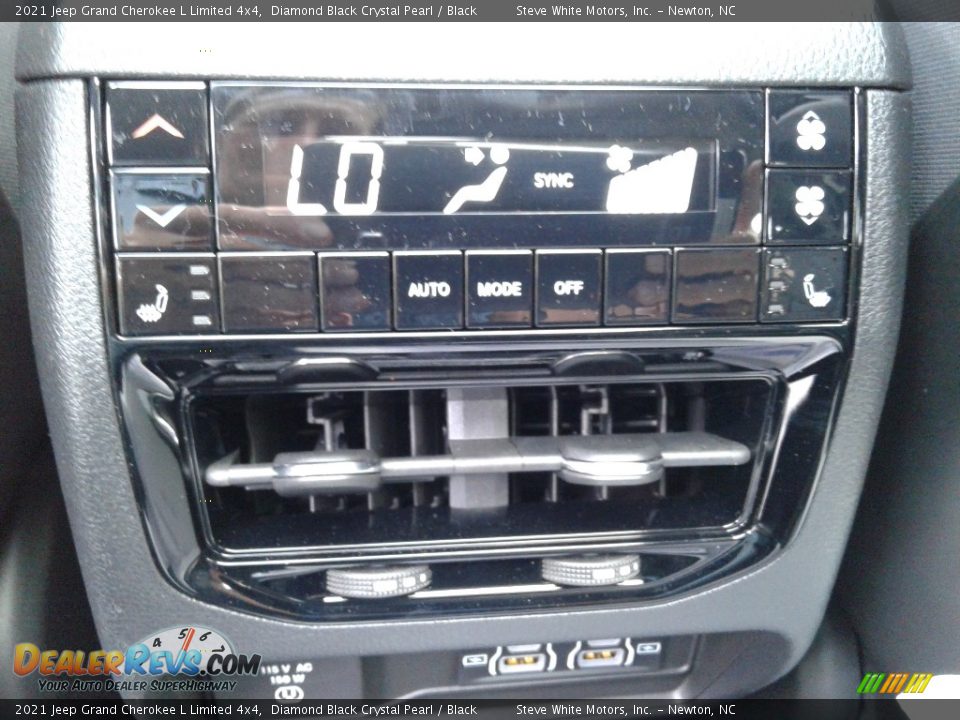 2021 Jeep Grand Cherokee L Limited 4x4 Diamond Black Crystal Pearl / Black Photo #14