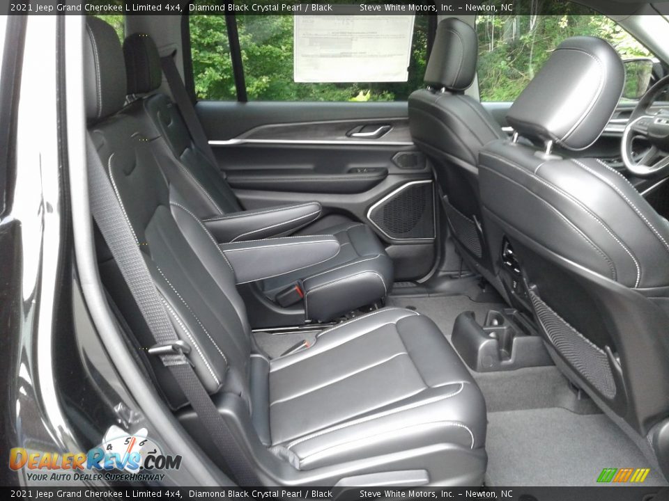 Rear Seat of 2021 Jeep Grand Cherokee L Limited 4x4 Photo #16