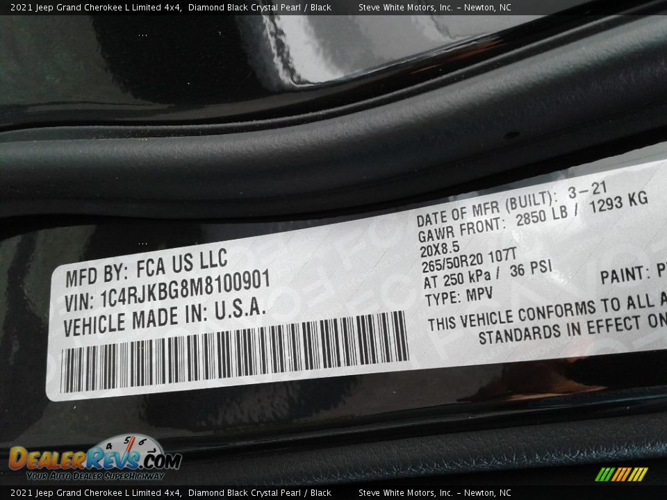 2021 Jeep Grand Cherokee L Limited 4x4 Diamond Black Crystal Pearl / Black Photo #32