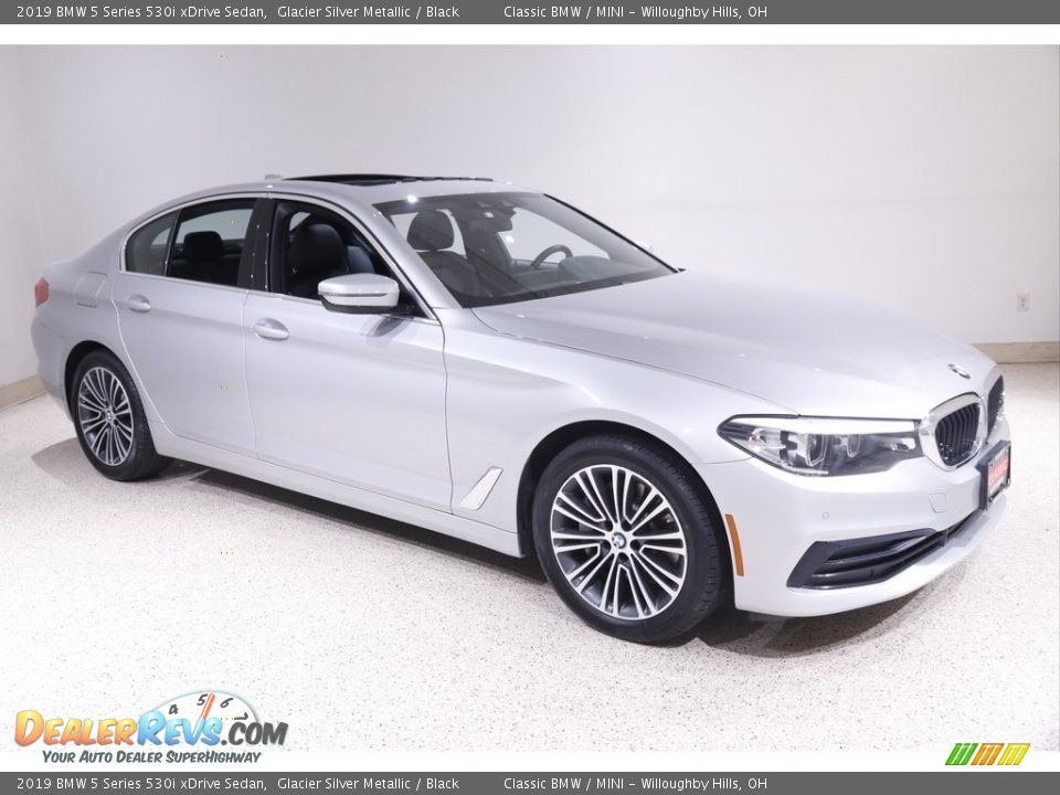 2019 BMW 5 Series 530i xDrive Sedan Glacier Silver Metallic / Black Photo #1