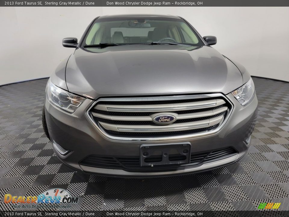 2013 Ford Taurus SE Sterling Gray Metallic / Dune Photo #3