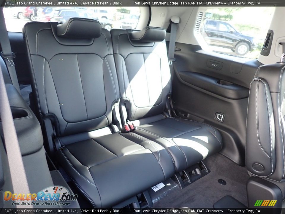 2021 Jeep Grand Cherokee L Limited 4x4 Velvet Red Pearl / Black Photo #13