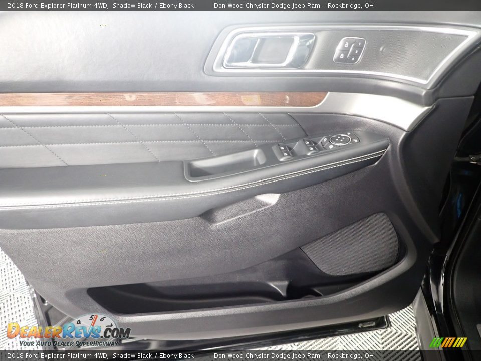 2018 Ford Explorer Platinum 4WD Shadow Black / Ebony Black Photo #17