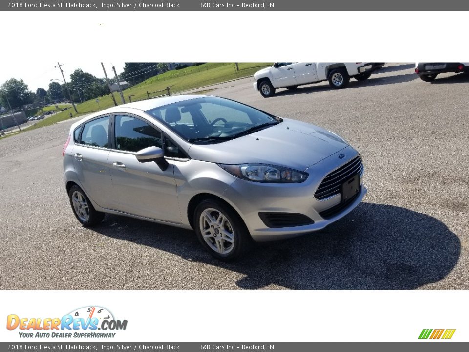 2018 Ford Fiesta SE Hatchback Ingot Silver / Charcoal Black Photo #7