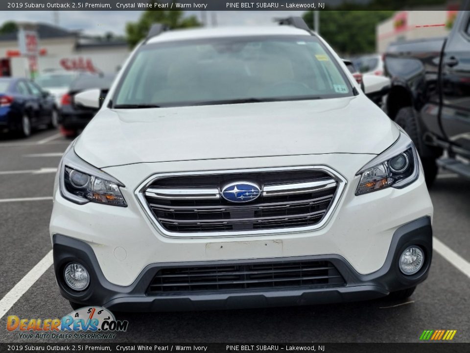 2019 Subaru Outback 2.5i Premium Crystal White Pearl / Warm Ivory Photo #2