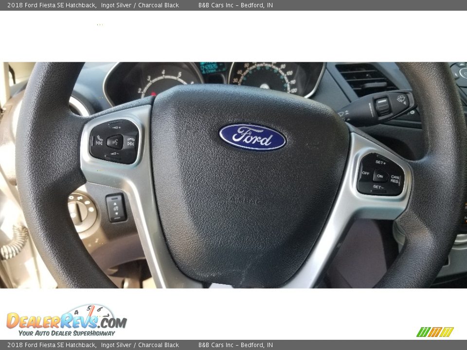 2018 Ford Fiesta SE Hatchback Ingot Silver / Charcoal Black Photo #20