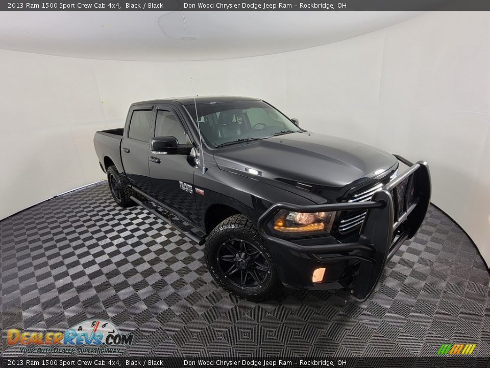 2013 Ram 1500 Sport Crew Cab 4x4 Black / Black Photo #2