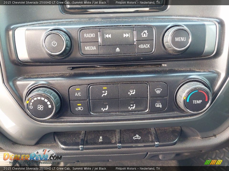 Controls of 2015 Chevrolet Silverado 2500HD LT Crew Cab Photo #21