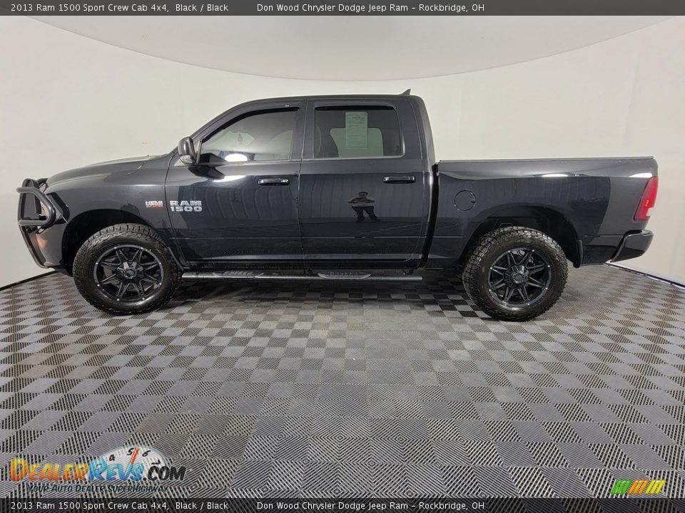 2013 Ram 1500 Sport Crew Cab 4x4 Black / Black Photo #5