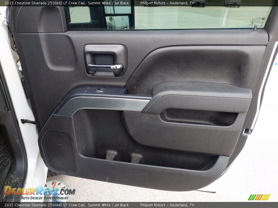 Door Panel of 2015 Chevrolet Silverado 2500HD LT Crew Cab Photo #25