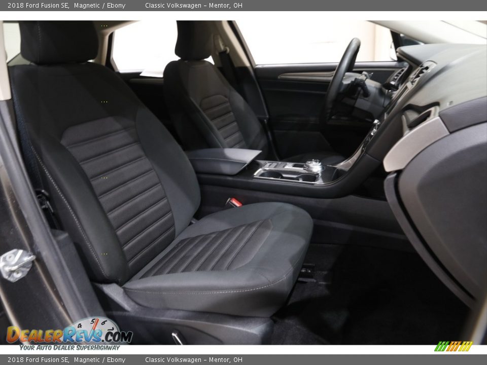 2018 Ford Fusion SE Magnetic / Ebony Photo #11